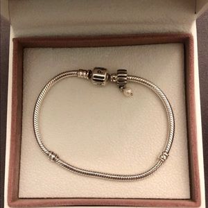 PANDORA moments snake chain charms bracelet